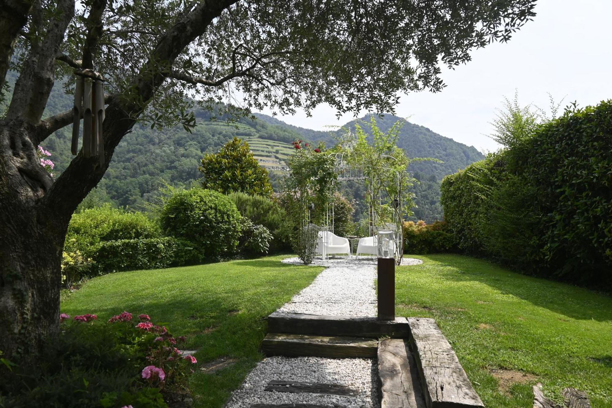 Bed And Breakfast Casa Del Nonno Adrara San Rocco Zewnętrze zdjęcie
